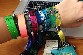 cheap silicone wristbands